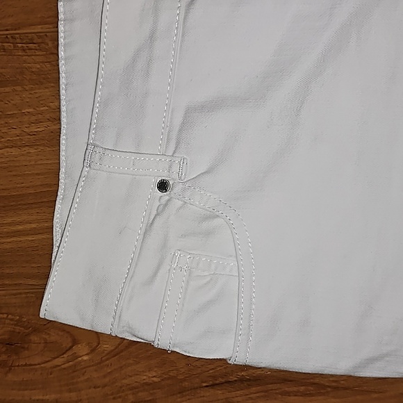 Black Label Jeans by Chico's - Picture 3 of 10